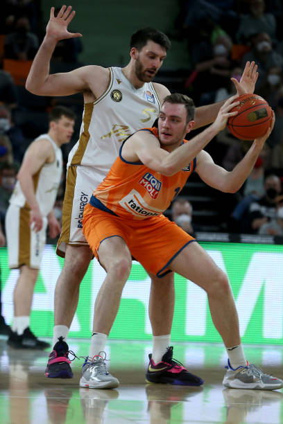 遇严防死守 遇严防死守